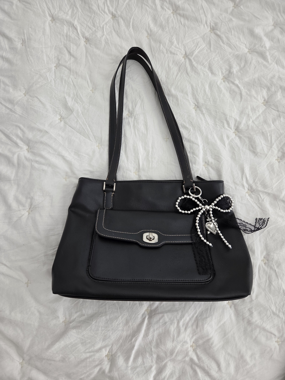 Liz Claiborne Black Shoulder Bag with Bow Charm